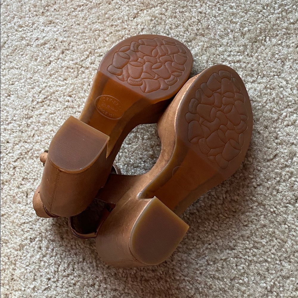 Kork-ease Stasia heels, brown leather, size 9 - Picture 6 of 9